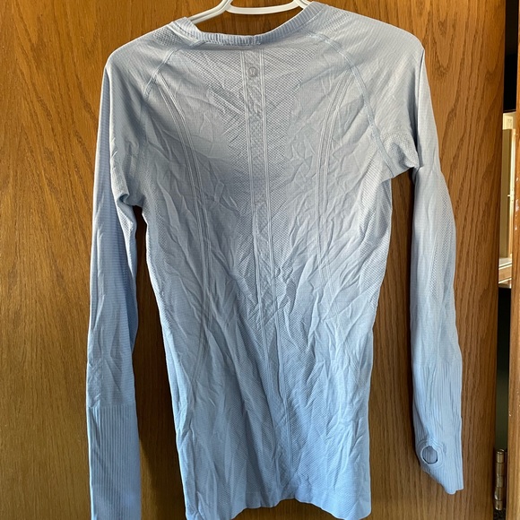 lulu workout long sleeve - Picture 1 of 2